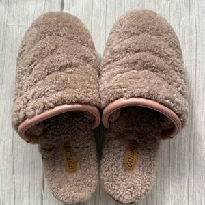 Womens 9 Olukai Pūpū Pupu Mua Sheepskin Shearling Mule Slippers Pink Sea Salt